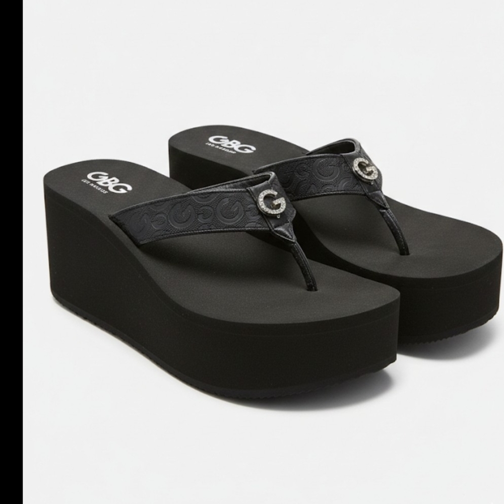 Black Platform Sandals